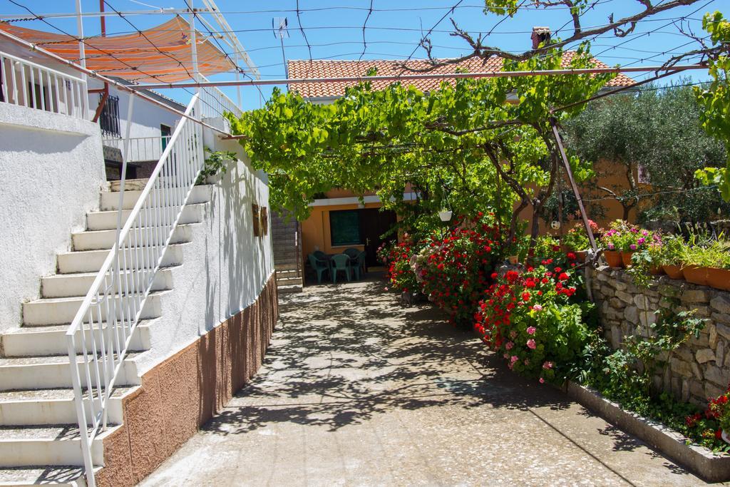 Apartments Stefanovski Paradiso Veli Lošinj Habitación foto